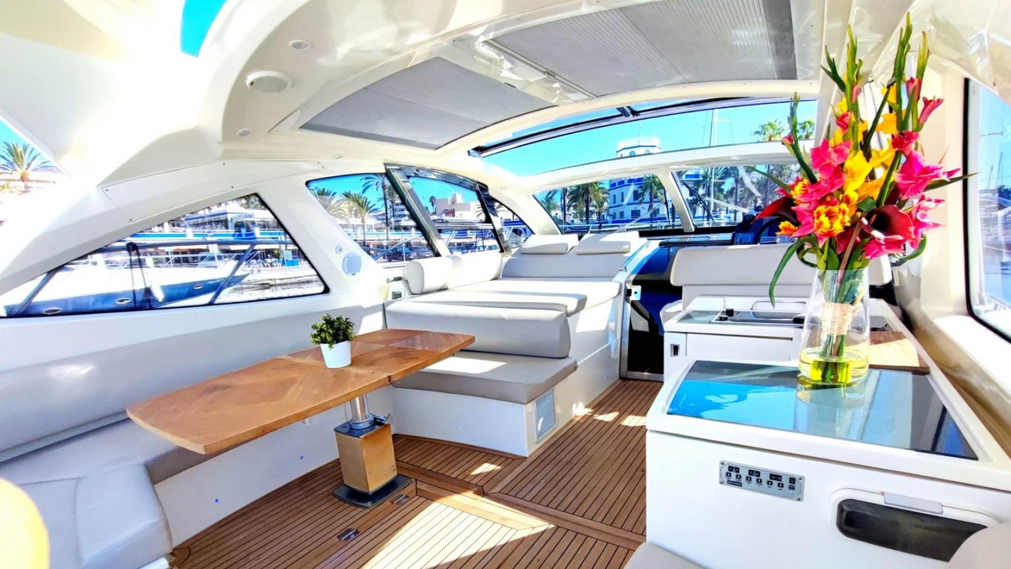 for-rent-yacht-atlantis-50-in-puerto-banus-marbella-0002