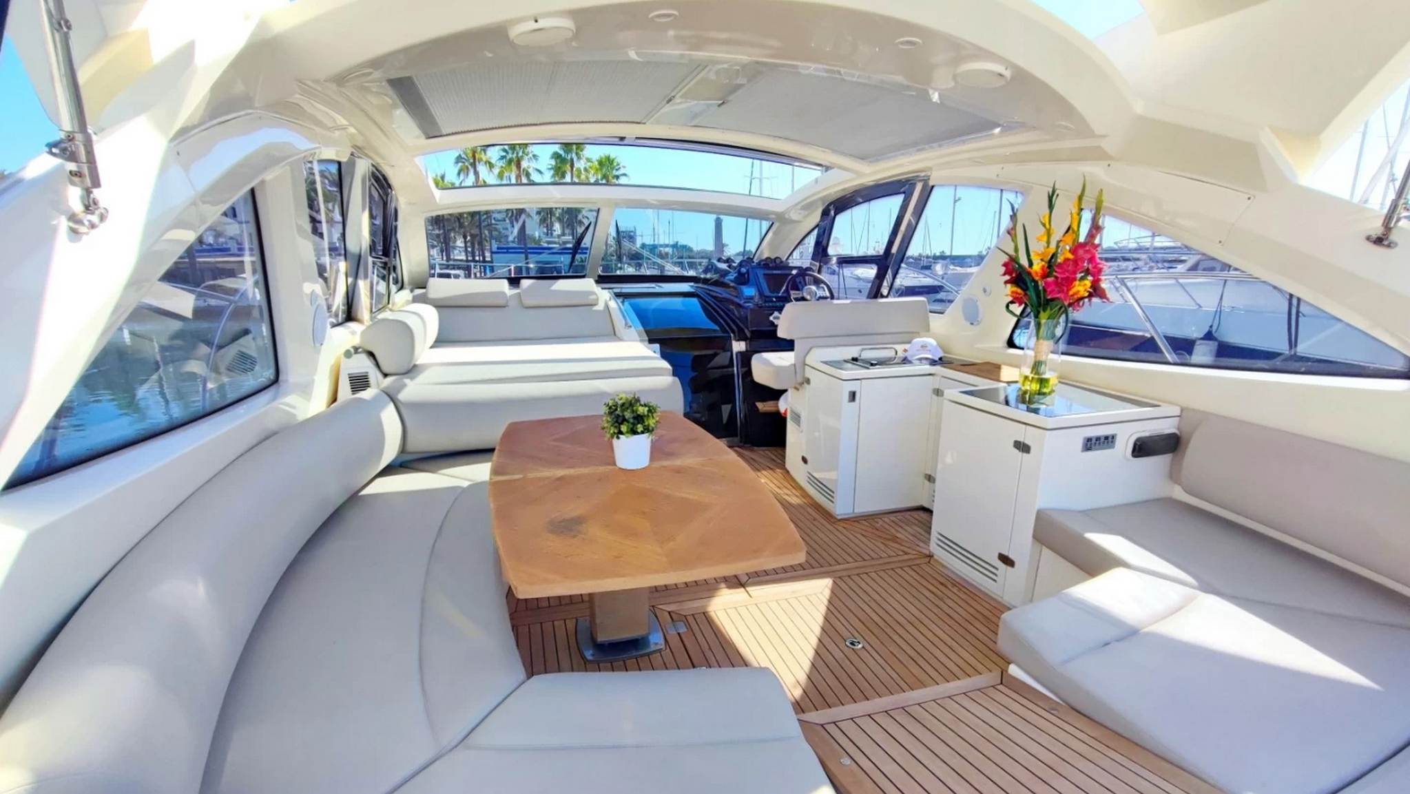 for-rent-yacht-atlantis-50-in-puerto-banus-marbella-0004