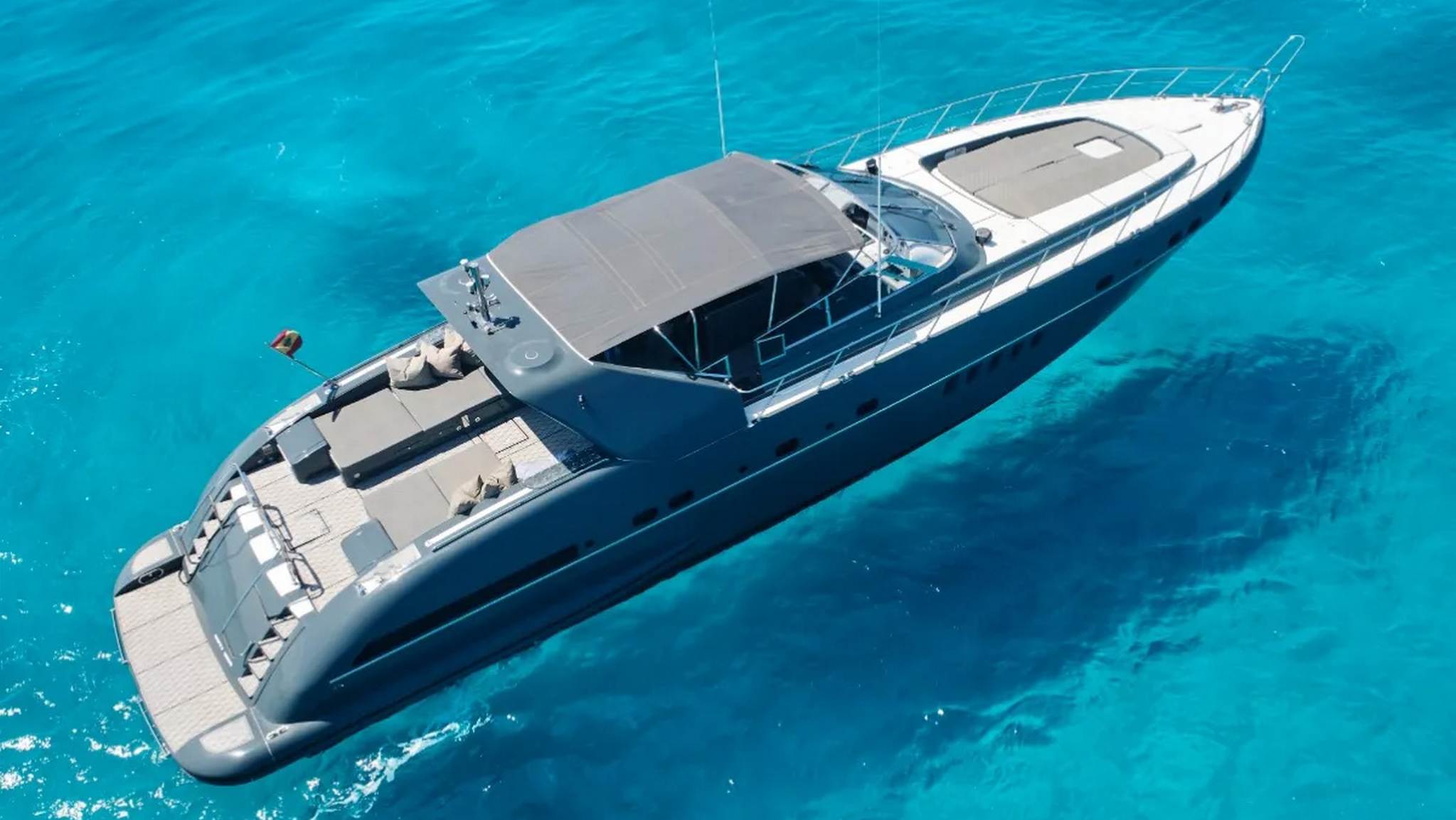 for-rent-yacht-mangusta-80-black-in-puerto-banus-marbella-0003
