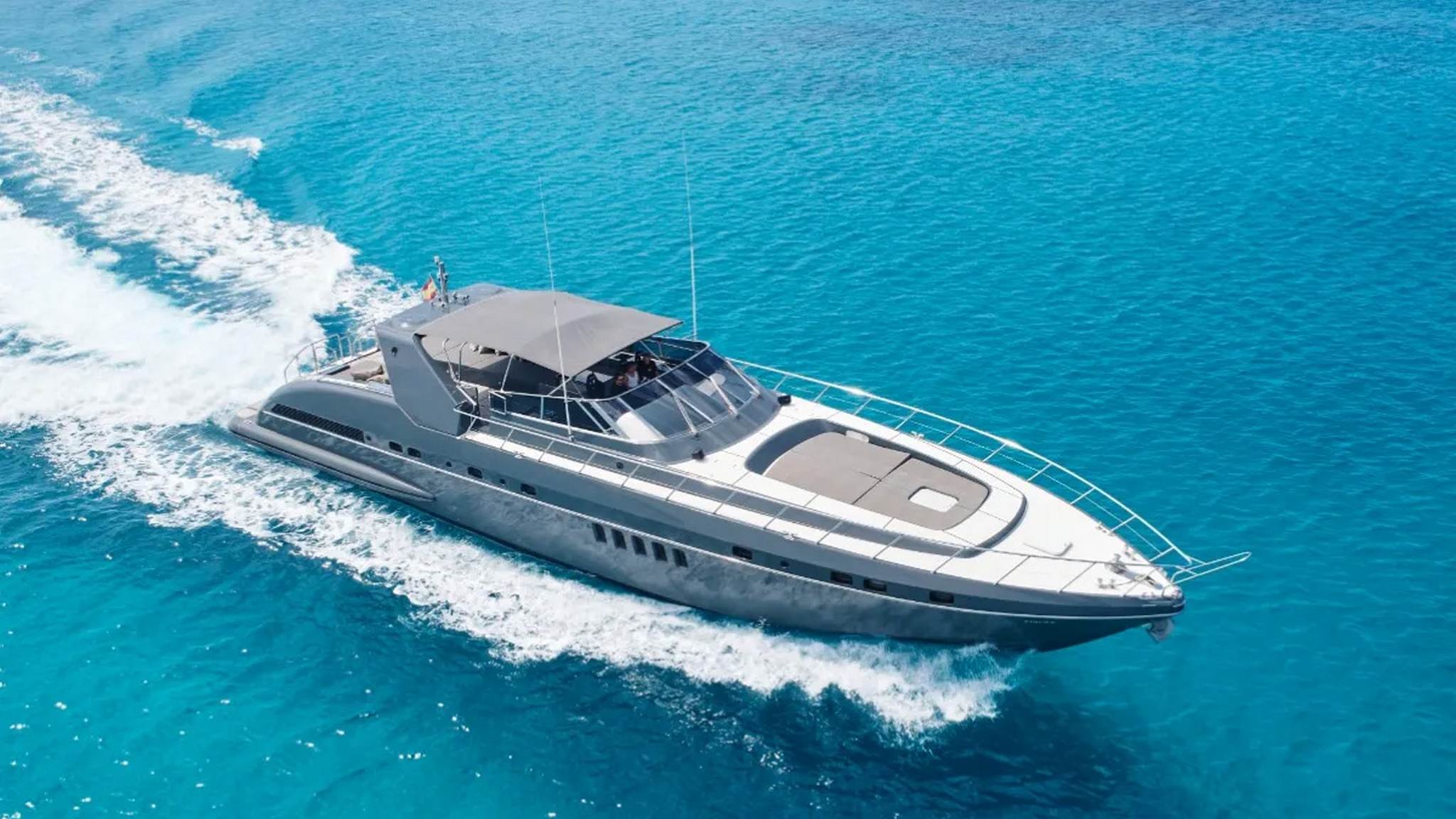 for-rent-yacht-mangusta-80-black-in-puerto-banus-marbella-0005