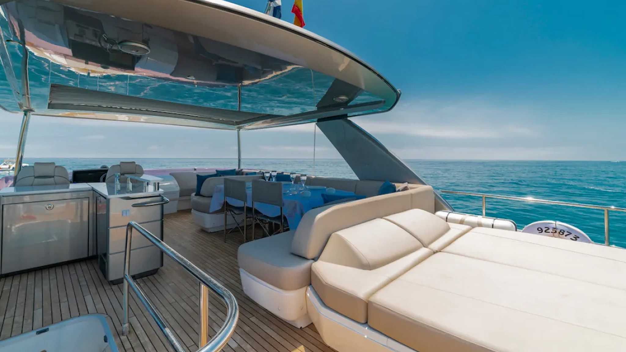 for-rent-yacht-princess-70-in-puerto-banus-marbella-0004